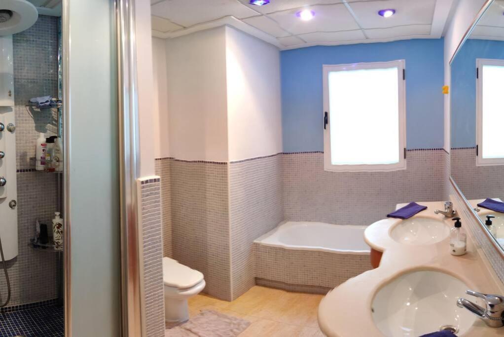 Beautiful Stay Near Park 데니아 외부 사진